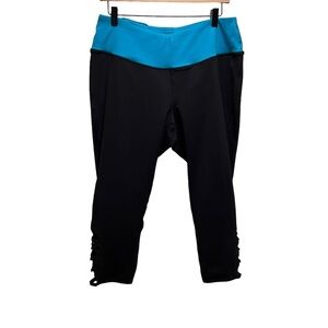 Torrid Black & Blue Cropped Leggings Activewear Size 2x